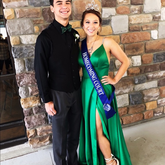 emerald green jovani prom dress Jovani 00915 Long Prom Ball Gown